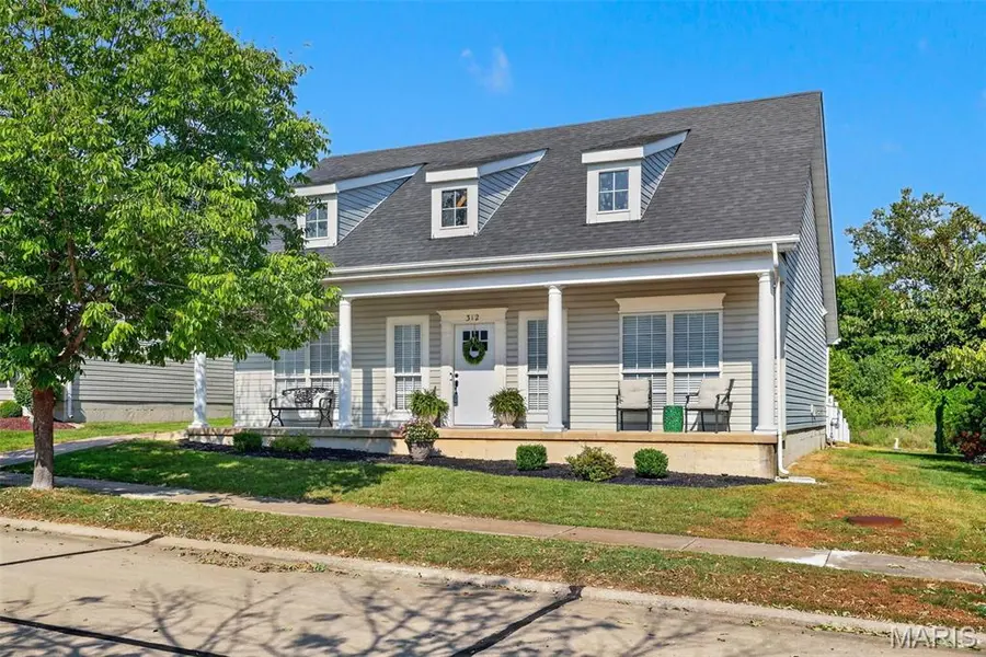 312 Hawks View DR, O'fallon, MO 63368