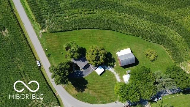 2488 E Old Rushville RD, Shelbyville, IN 46176
