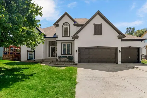 21605 W 60th TER, Shawnee, KS 66218