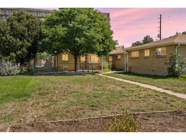 3216 Pontiac, Denver, CO 80207