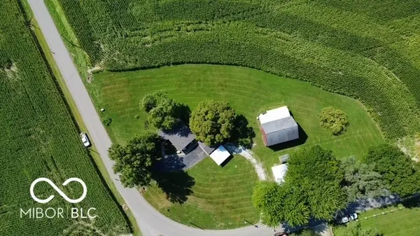 2488 E Old Rushville RD, Shelbyville, IN 46176