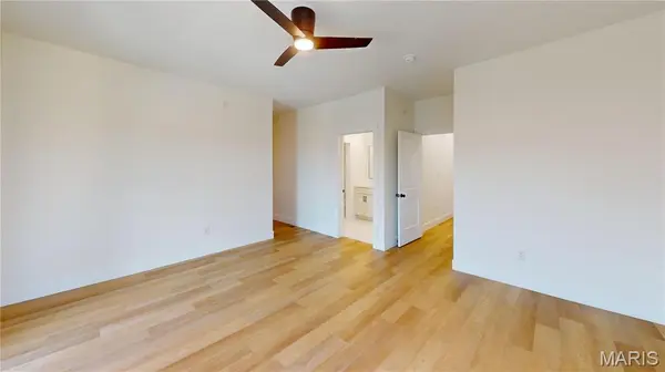 4320 Vista AVE #2B, St Louis, MO 63110