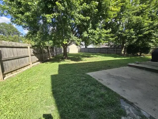 2943 Prairie Stream WAY, Columbus, IN 47203