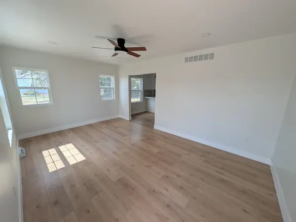 522 E 49th St. N., Park City, KS 67219