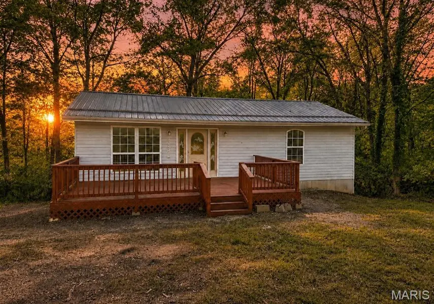 13546 E Sunrise Lake DR, De Soto, MO 63020
