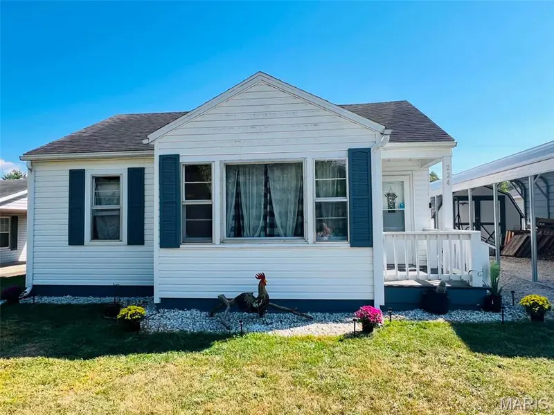 224 W Orchard ST, Vandalia, IL 62471
