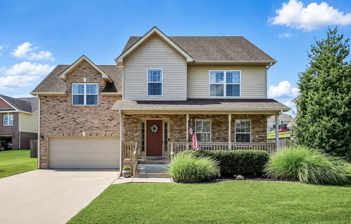 844 E ACCIPITER CIRCLE, Clarksville, TN 37043