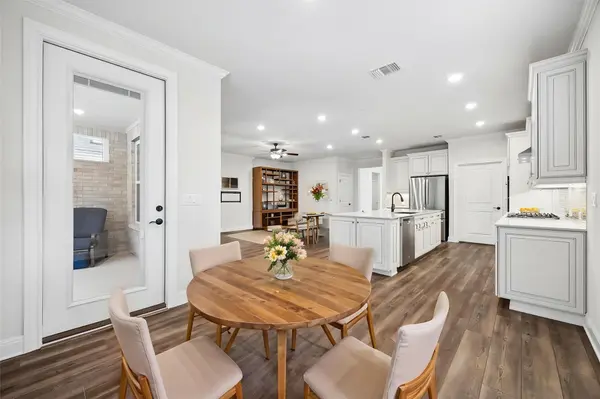 306 Kitty Hawk RD, Georgetown, TX 78633