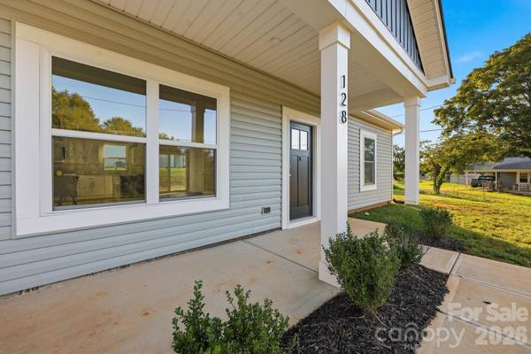 128 N Main ST, Granite Falls, NC 28630