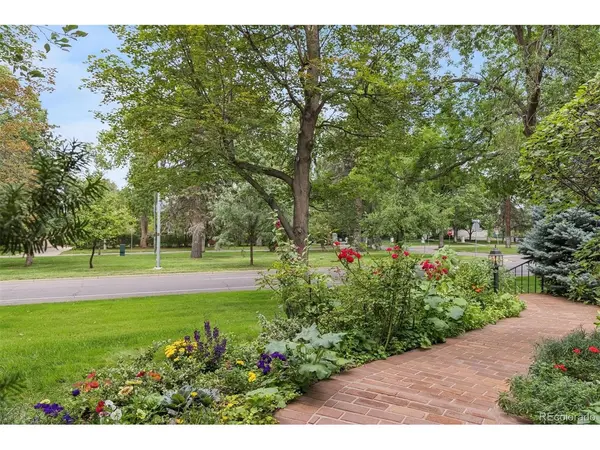 4330 E 6th Avenue, Denver, CO 80220