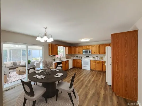 8905 S Brentwood, Littleton, CO 80128