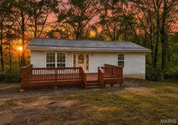 13546 E Sunrise Lake DR, De Soto, MO 63020