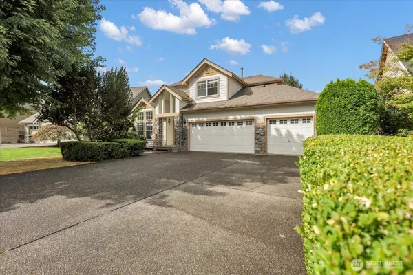 9214 181st AVE E, Bonney Lake, WA 98391
