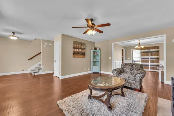 844 E ACCIPITER CIRCLE, Clarksville, TN 37043