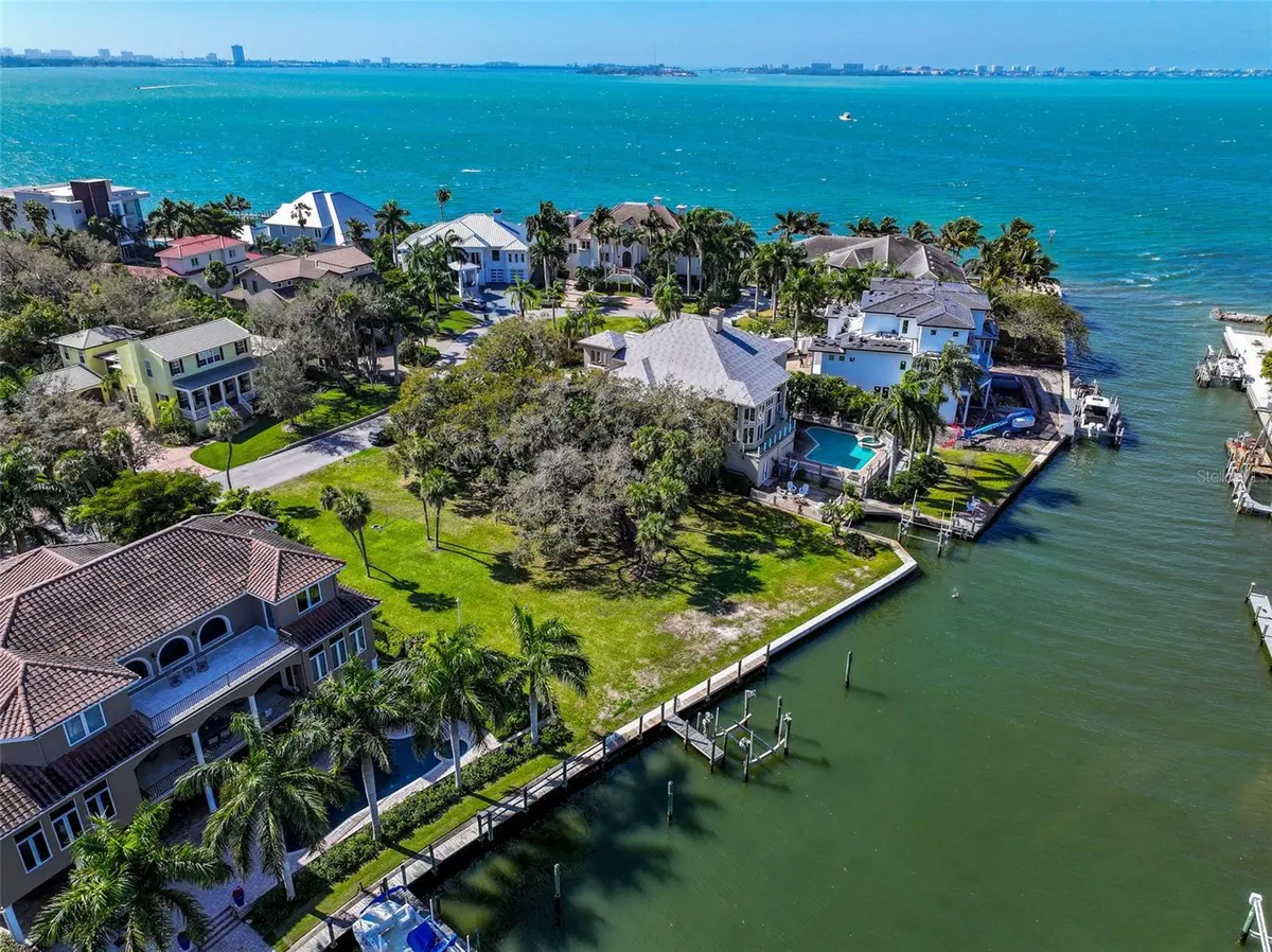 965 WHITAKER'S LN, Sarasota, FL 34236