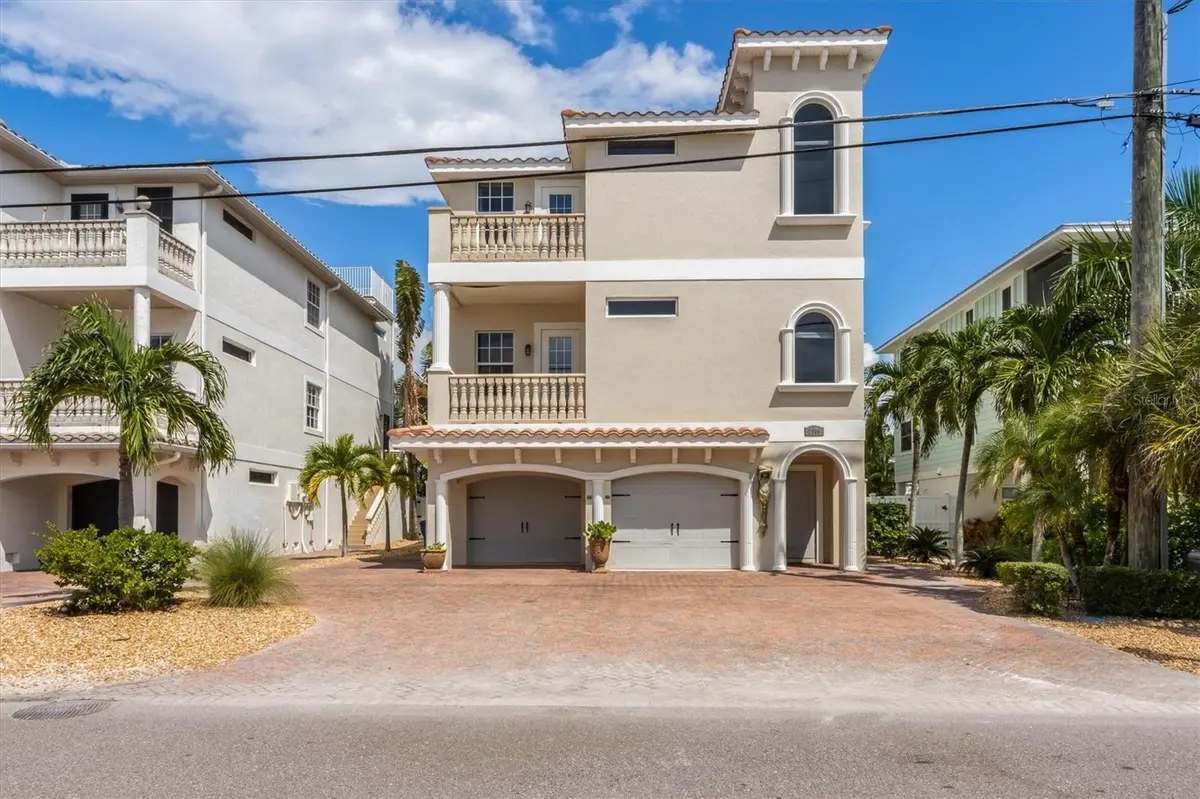 2309 AVENUE C, Bradenton Beach, FL 34217