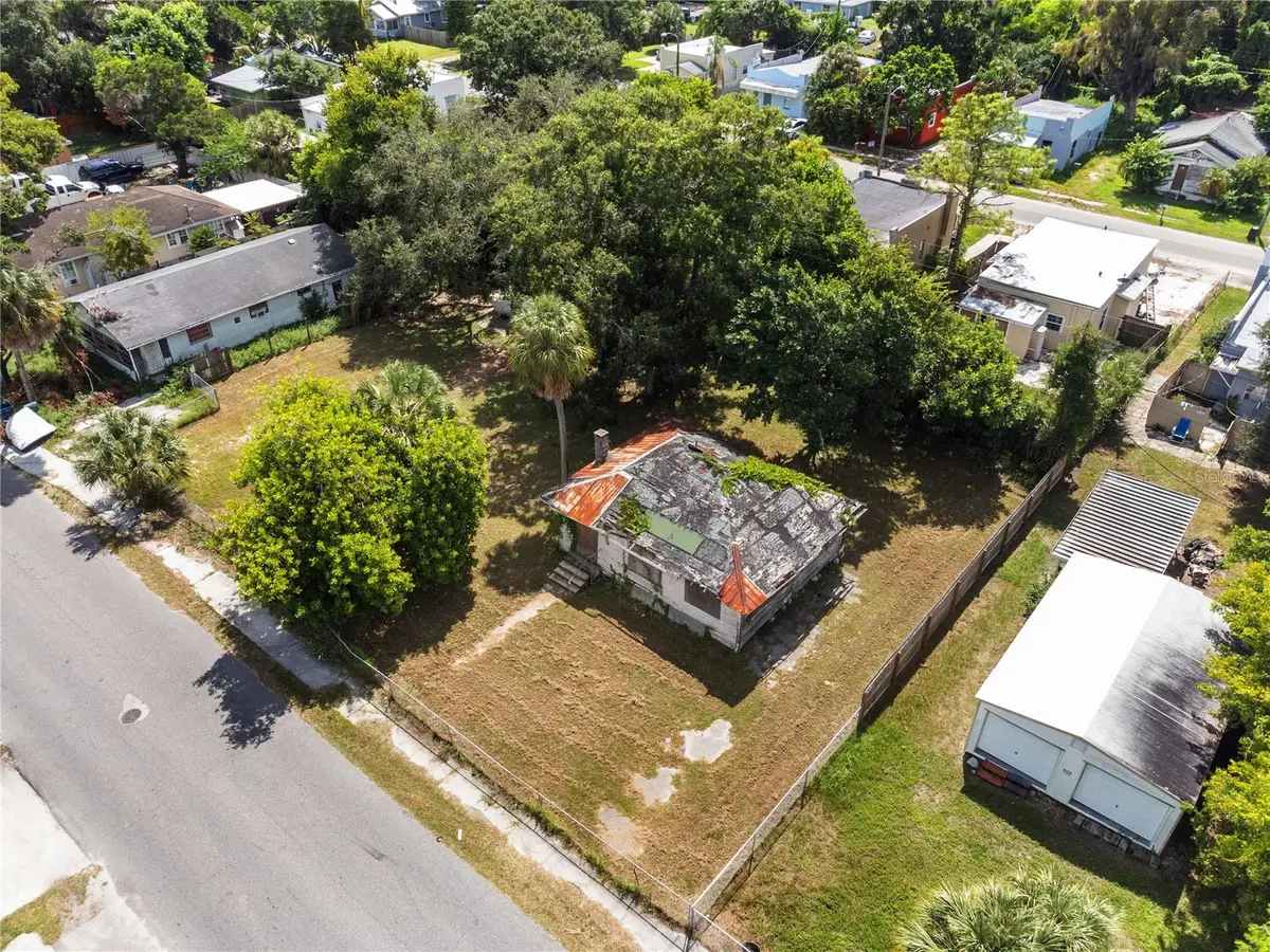 809 26TH AVE W, Bradenton, FL 34205