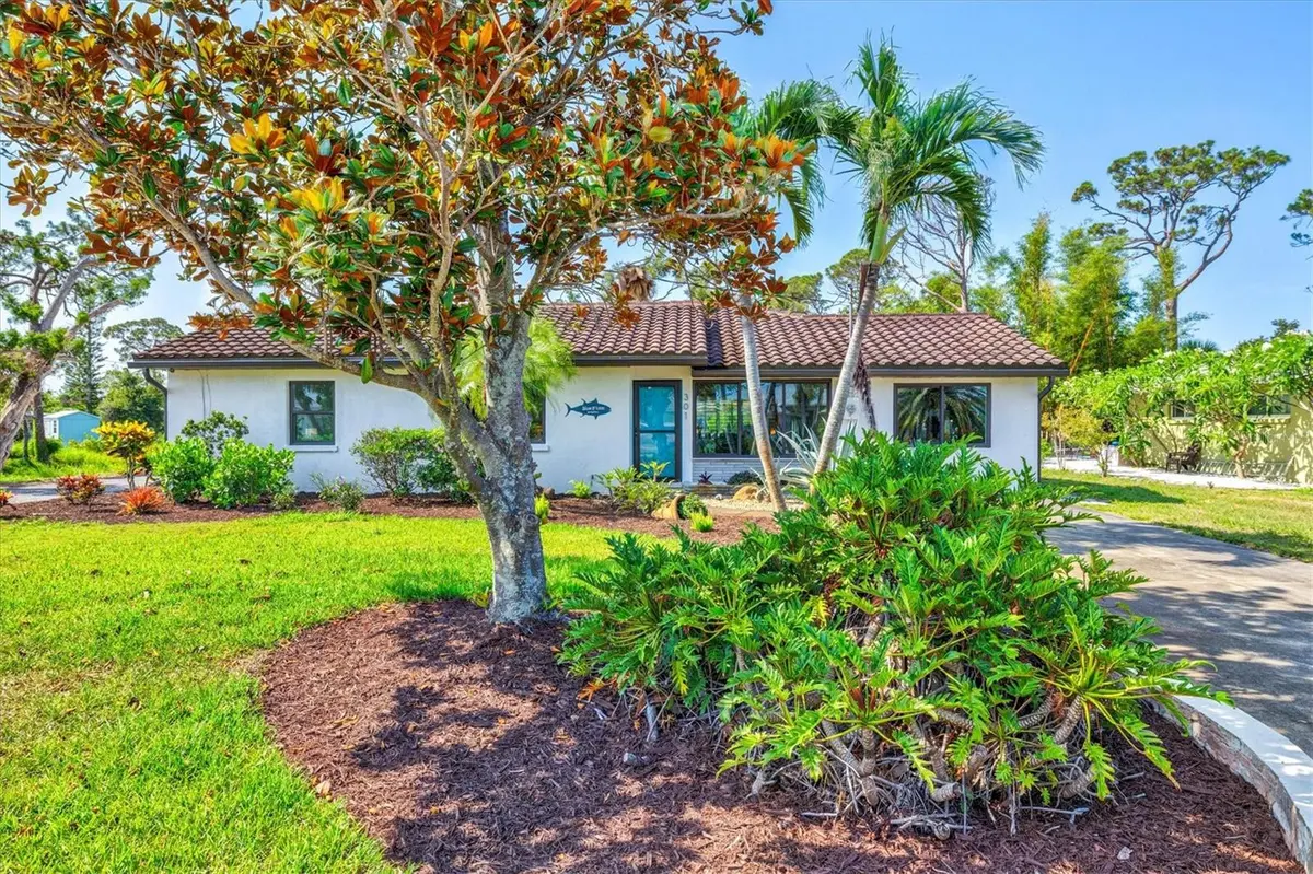 301 GULF DR, Venice, FL 34285