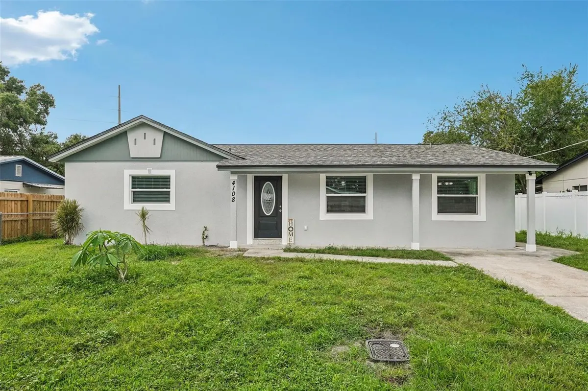 4108 BERKLEY DR, Tampa, FL 33610
