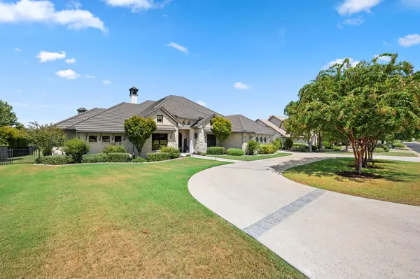 113 Birdstone LN, Georgetown, TX 78628