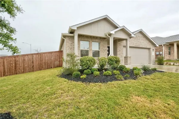 15400 Summer Ray DR, Del Valle, TX 78617