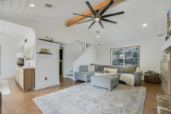4302 Manzanillo DR, Austin, TX 78749
