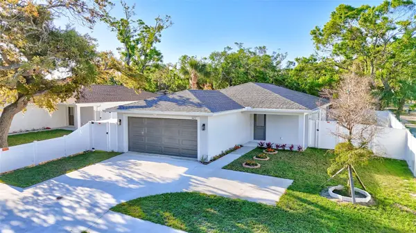 1422 19TH ST, Sarasota, FL 34234