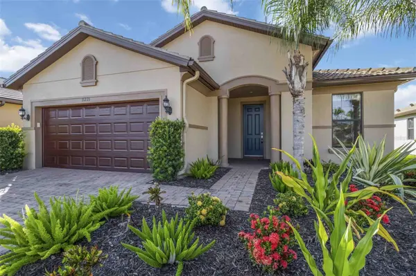 11221 SANDHILL PRESERVE DR, Sarasota, FL 34238