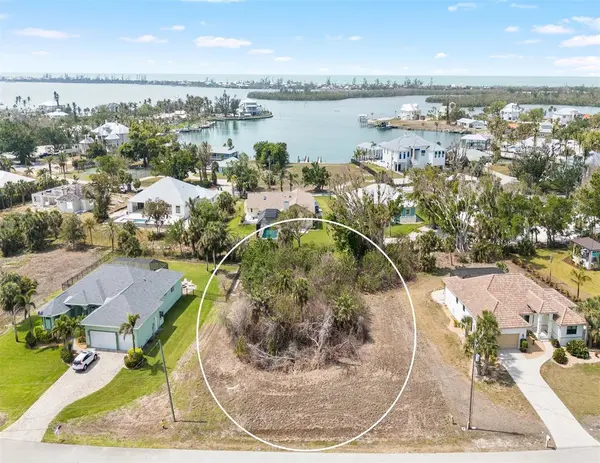 445 SPANIARDS RD,  Placida,  FL 33946