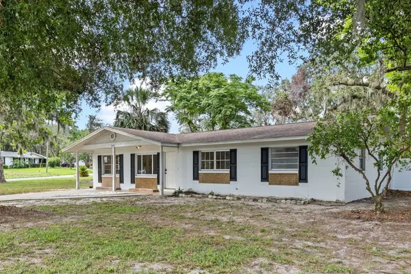 6808 FERN CIR, Leesburg, FL 34748