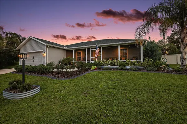 318 STONE CASTLE LOOP, Lady Lake, FL 32159