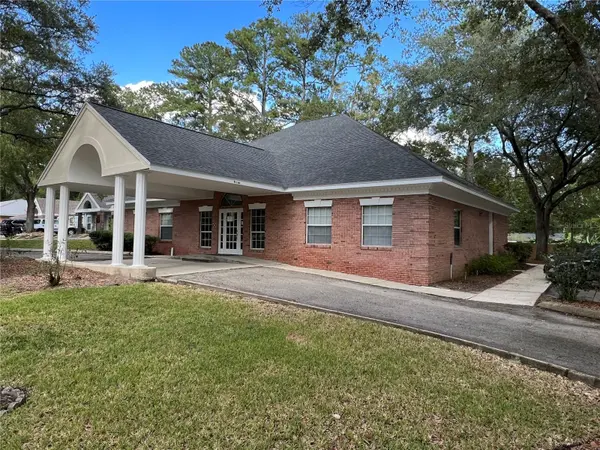 915 NW 56TH TER,  Gainesville,  FL 32605