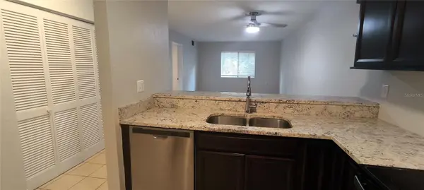 111 SE 16TH AVE #O104, Gainesville, FL 32601