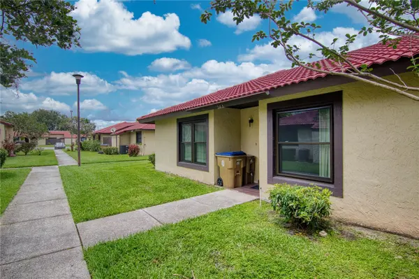 513 HUNTER CIR #513, Kissimmee, FL 34758