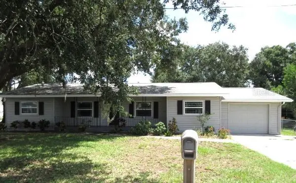 896 N 9TH ST,  Eagle Lake,  FL 33839