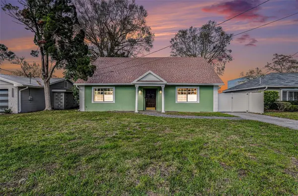 5105 W CLEVELAND ST, Tampa, FL 33609