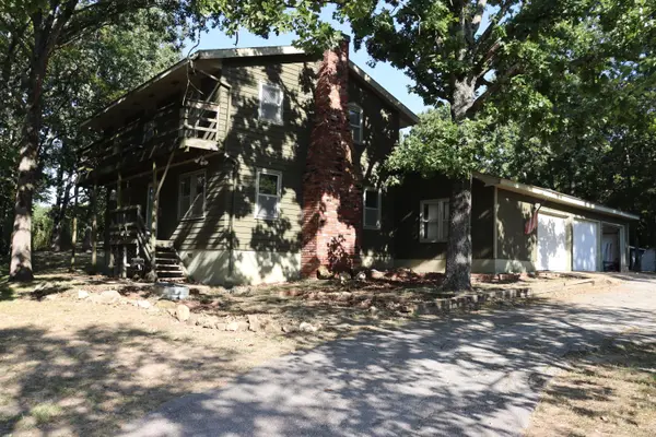 1255 Saddle Club RD, Fordland, MO 65652