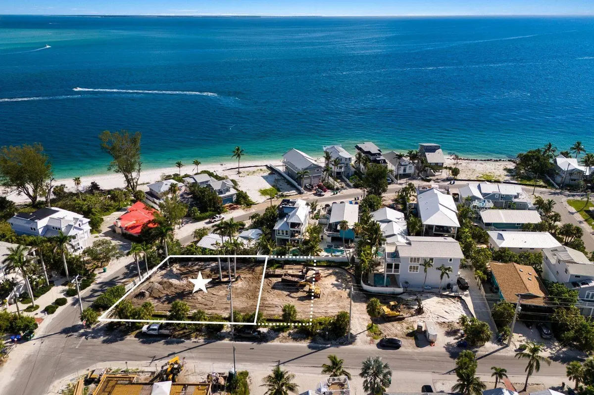 808 N BAY BLVD, Anna Maria, FL 34216