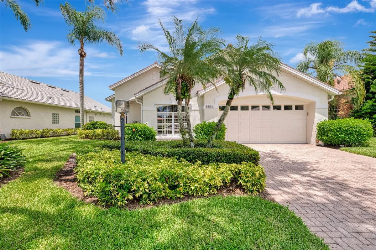 5854 FAIRWOODS CIR, Sarasota, FL 34243