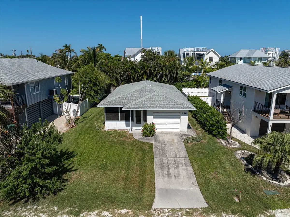 210 PALM AVE, Anna Maria, FL 34216