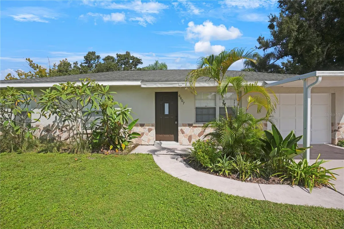 6507 2ND AVE NE, Bradenton, FL 34208