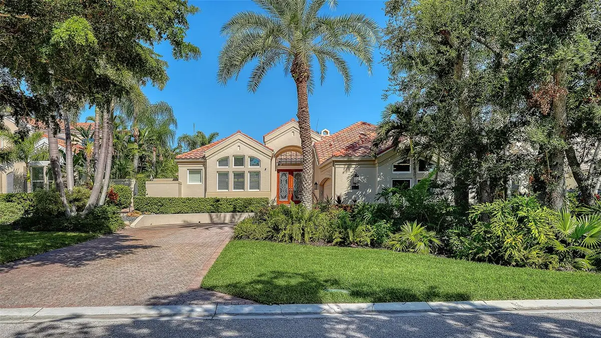 603 WESTON POINTE CT, Longboat Key, FL 34228