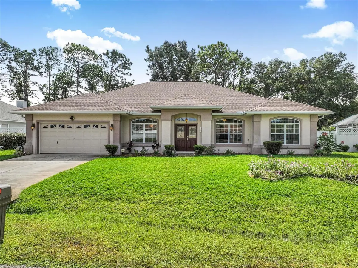 7 WOODFALON PL, Palm Coast, FL 32164