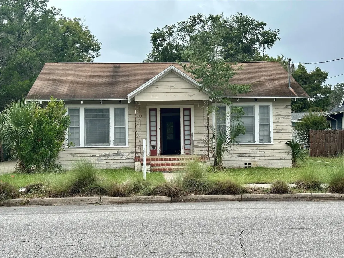 323 S 2ND ST, Leesburg, FL 34748