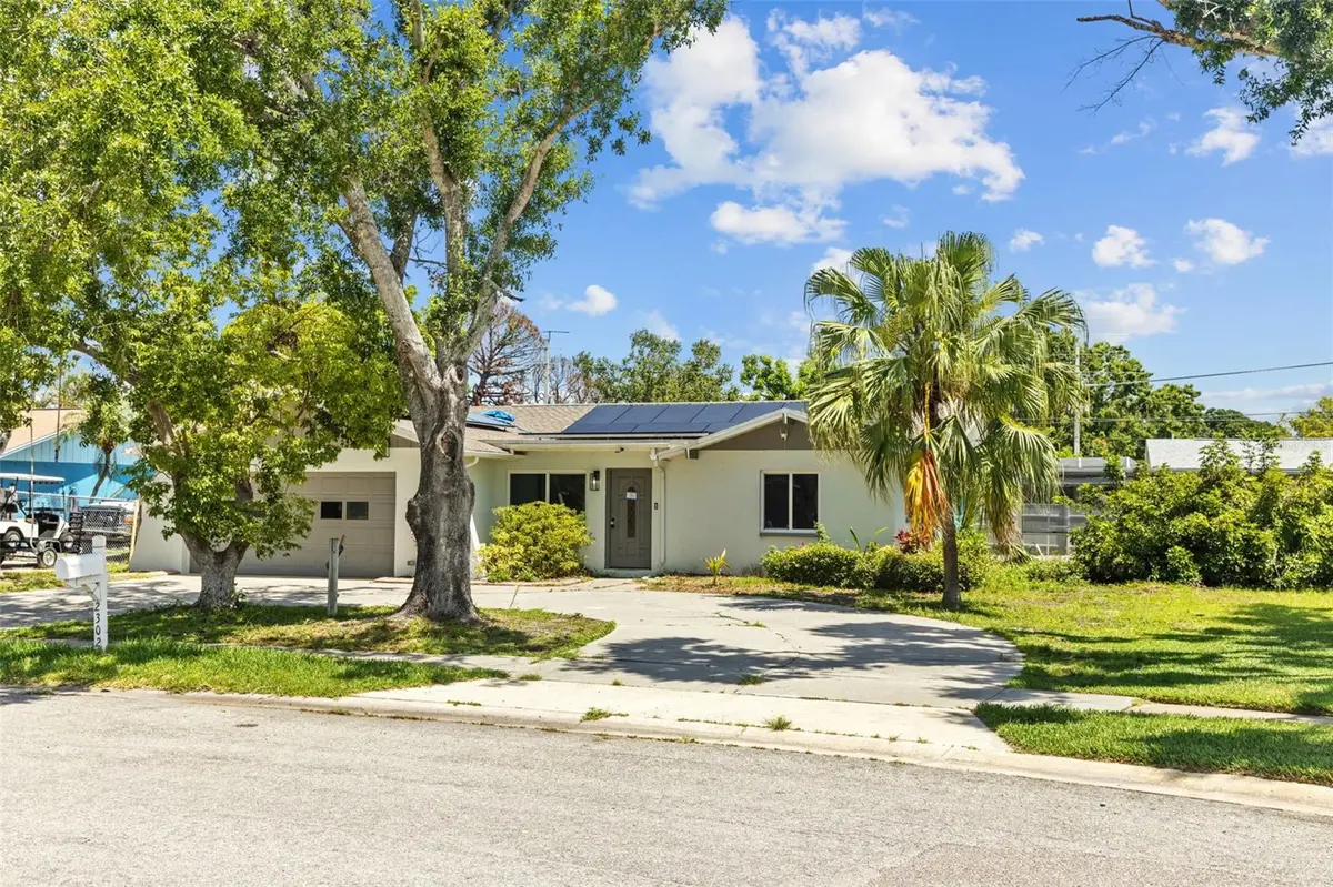 2302 16TH ST W, Palmetto, FL 34221