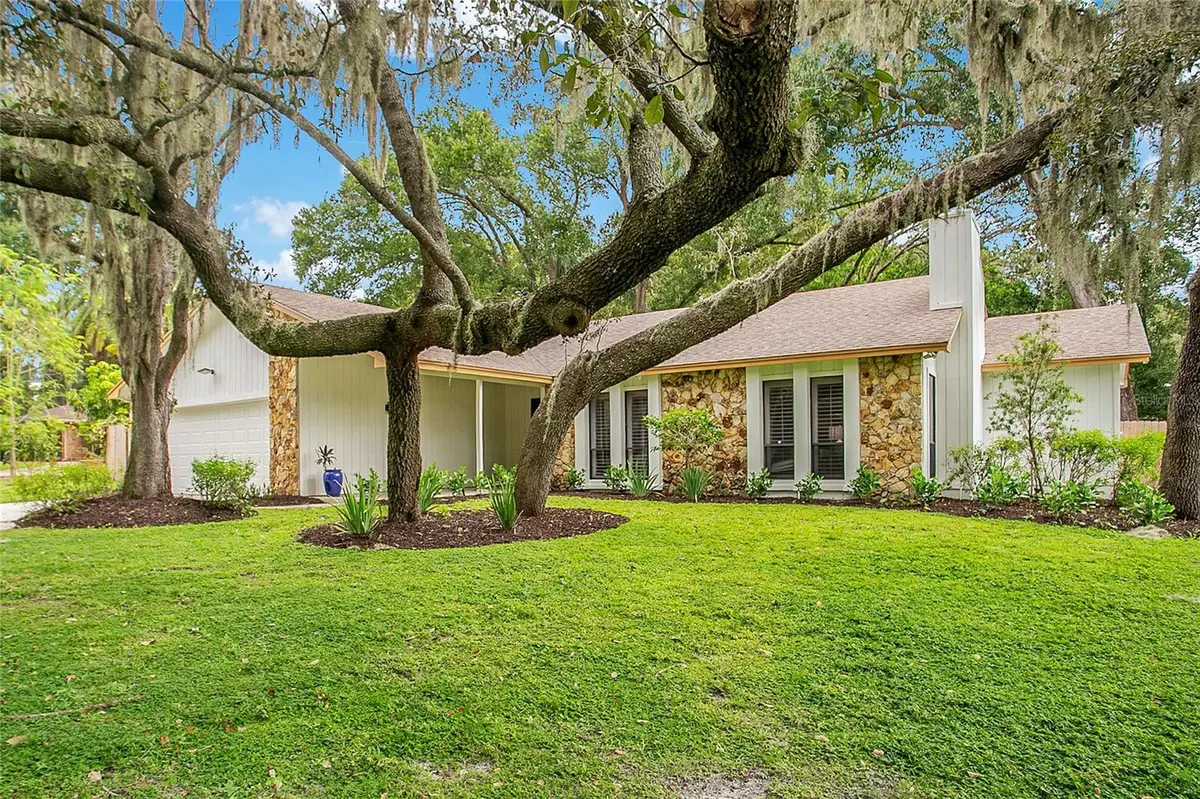 2015 WOODY DR, Windermere, FL 34786