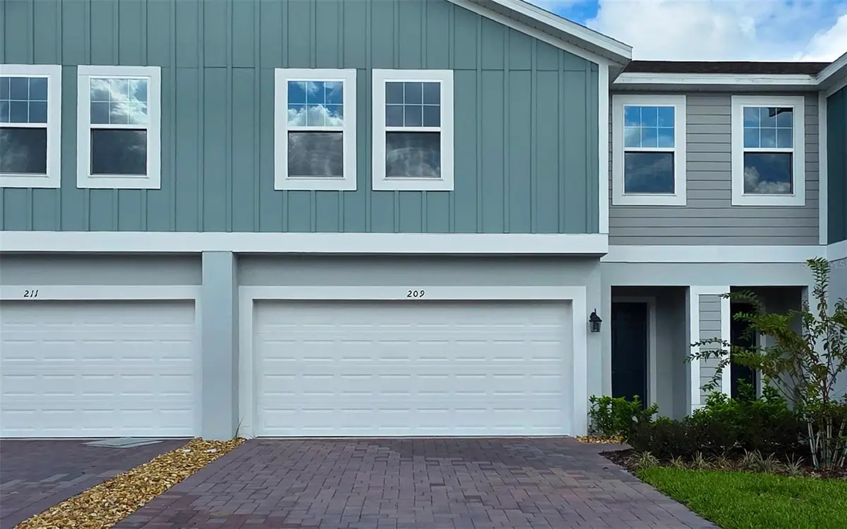209 GLASS ONION DR, Groveland, FL 34737