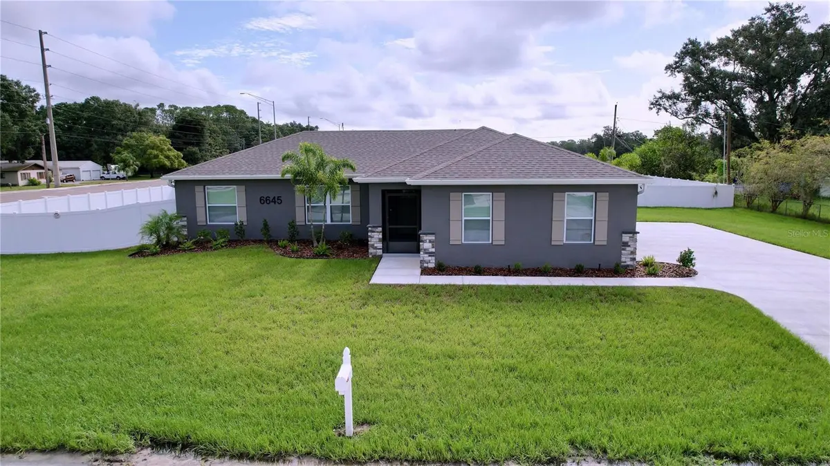 6645 TULA, Lakeland, FL 33809