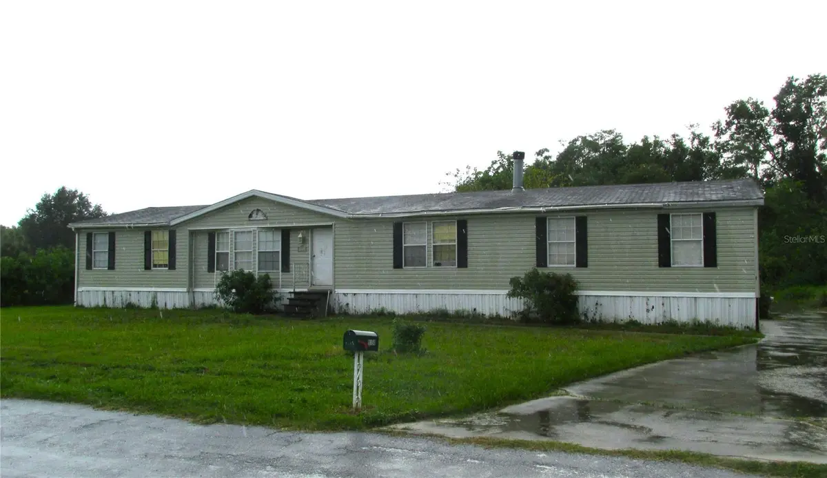 9150 WOOD TERRACE DR, Tampa, FL 33637