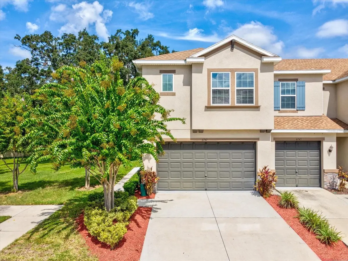 6747 CITRUS CREEK LN, Tampa, FL 33625